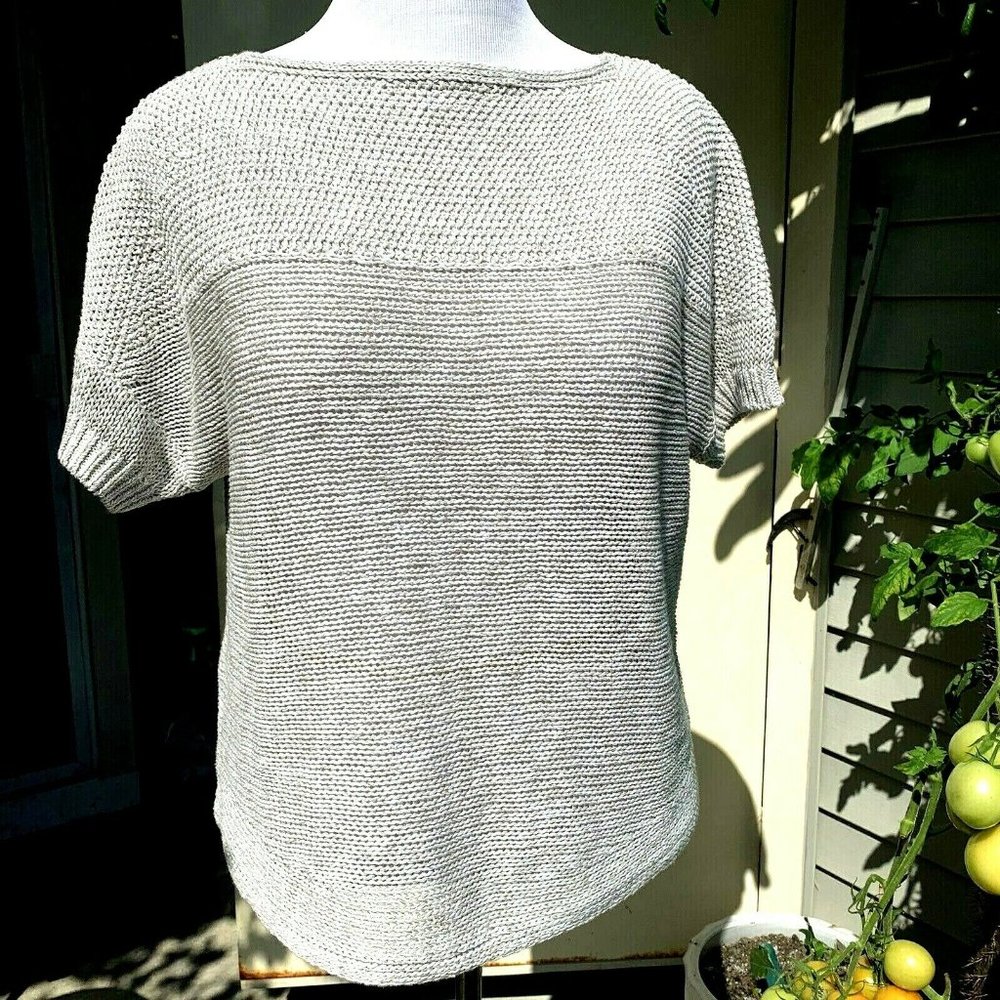 Tommy Bahama linen/cotton blend top size S/P